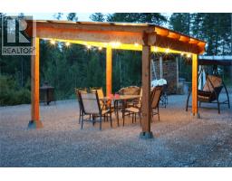 3445 Blythe-rhone Road, Westbridge, BC V0H1Y0 Photo 17