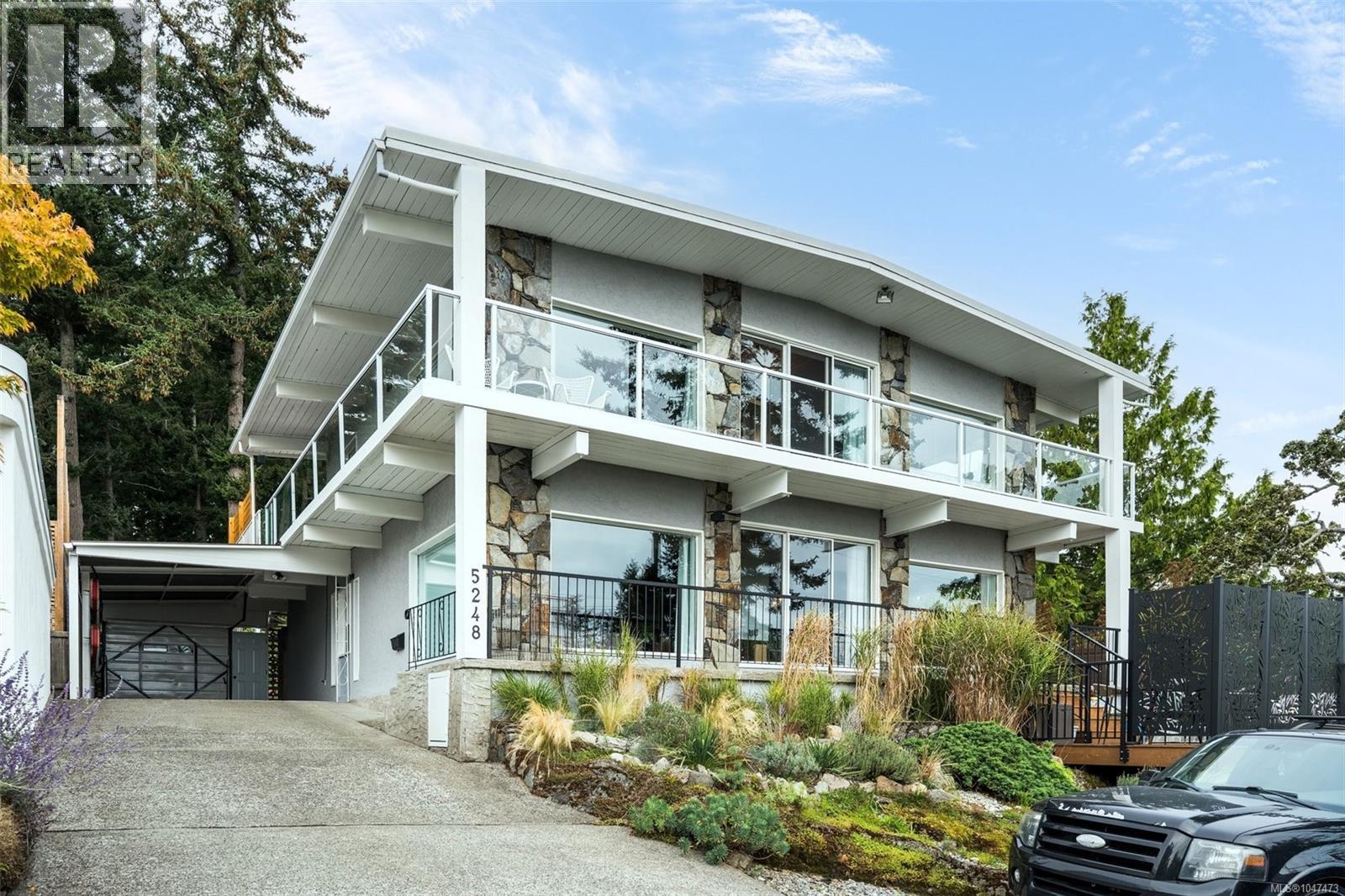  5248 Parker Avenue, Saanich