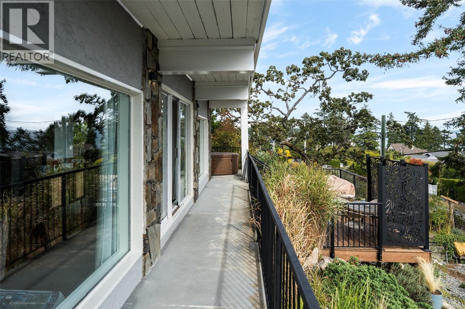  5248 Parker Avenue, Saanich