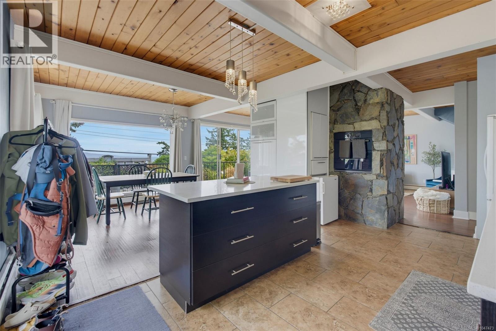  5248 Parker Avenue, Saanich