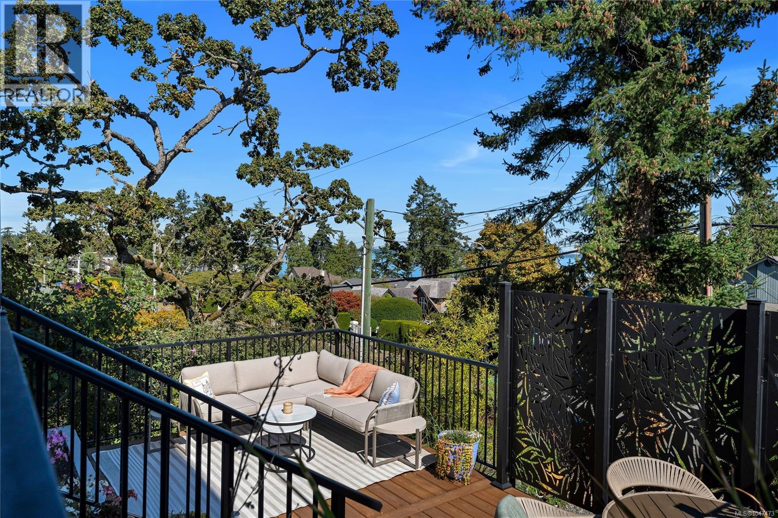  5248 Parker Avenue, Saanich