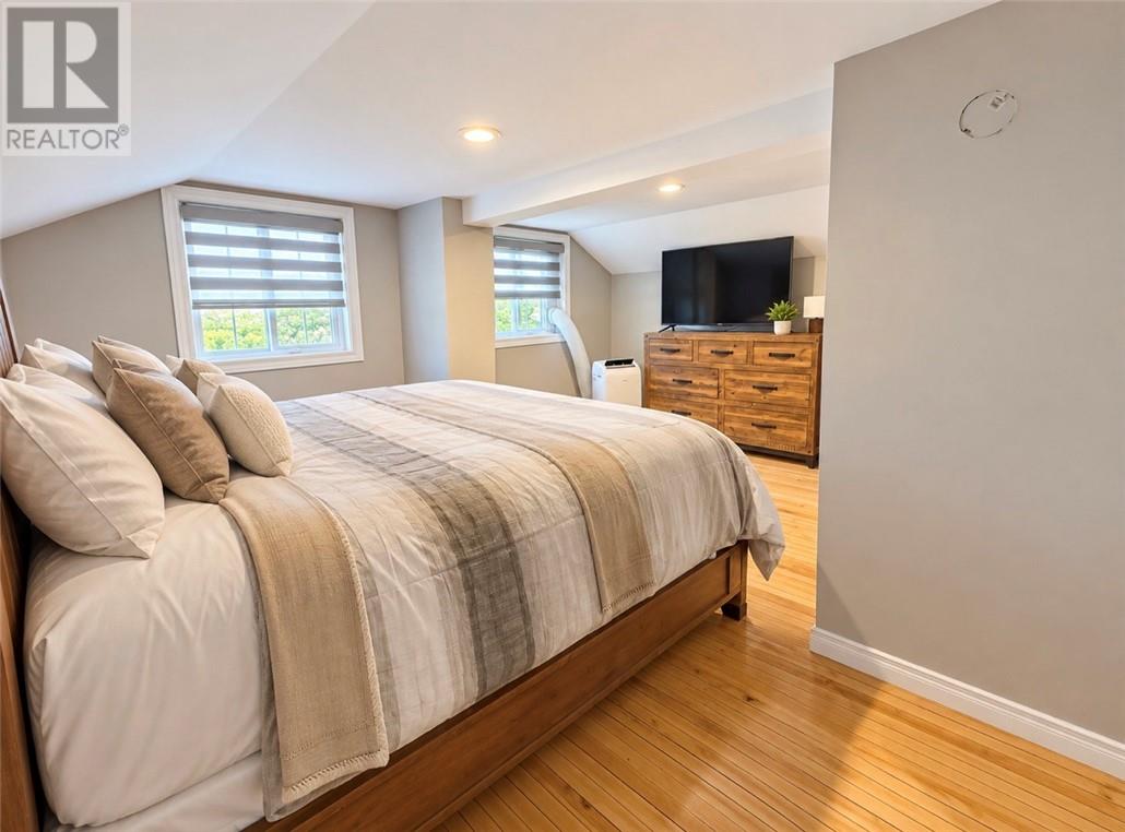 478 John Street - 17
