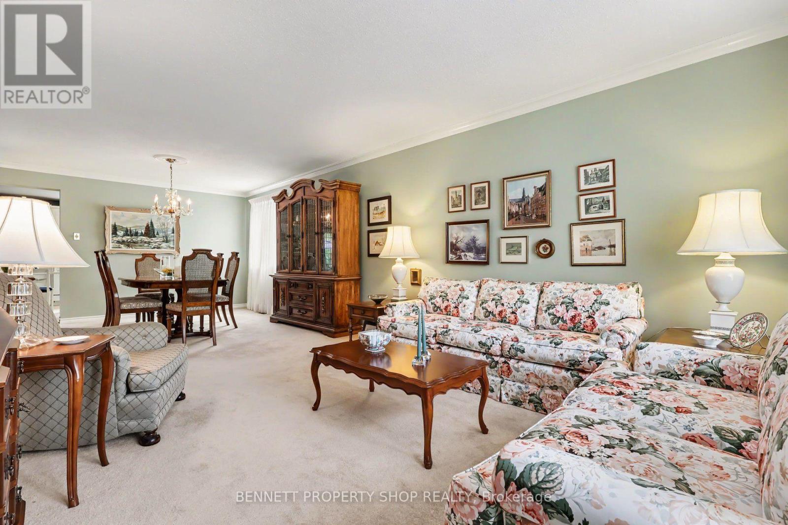 44 FARM GATE CRESCENT - 5