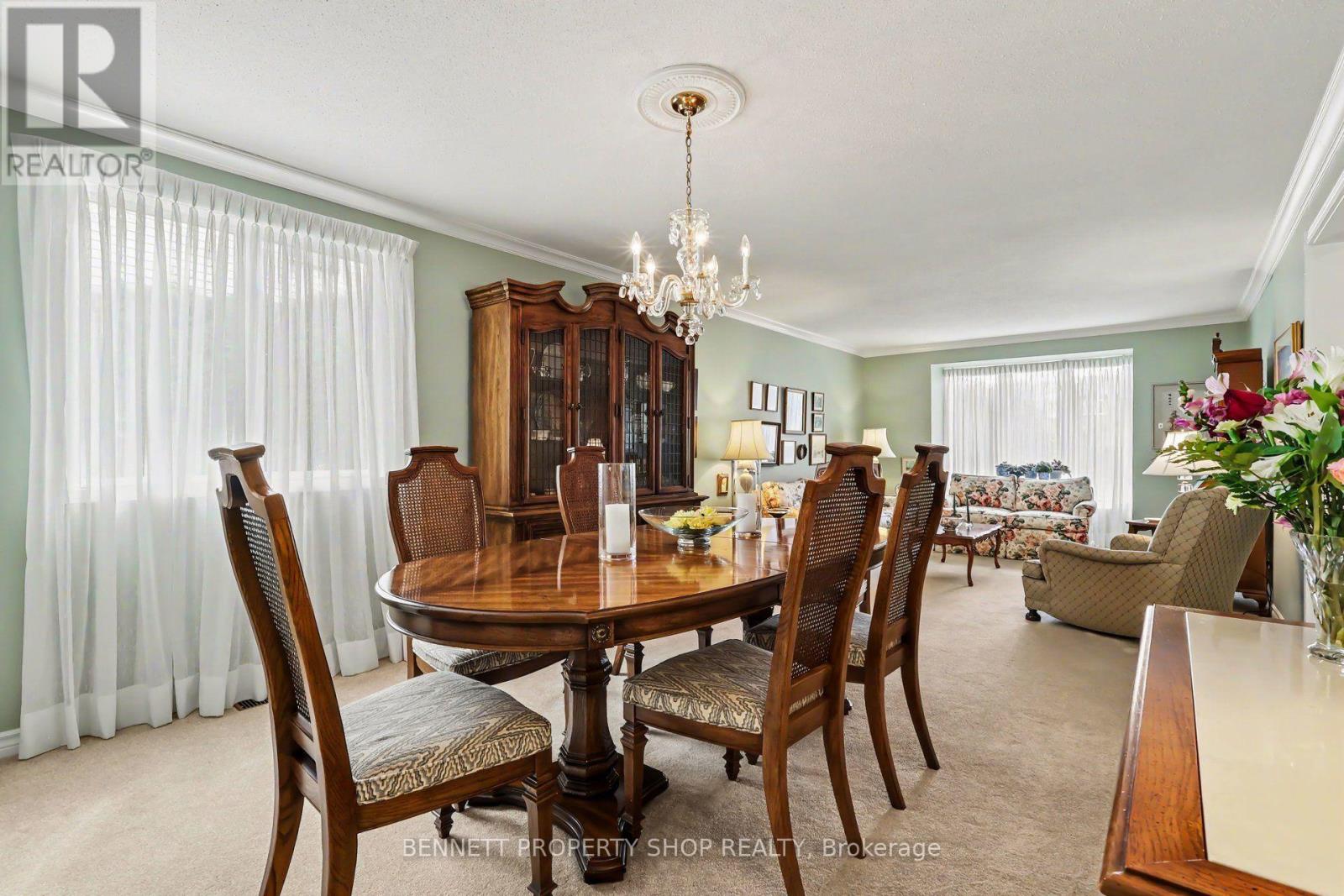 44 FARM GATE CRESCENT - 8