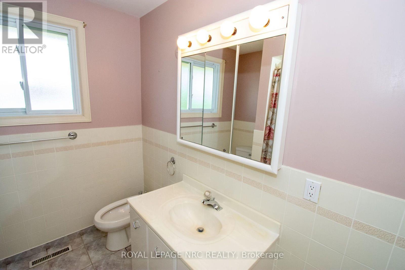 7 DOLLY CIRCLE - Image 25