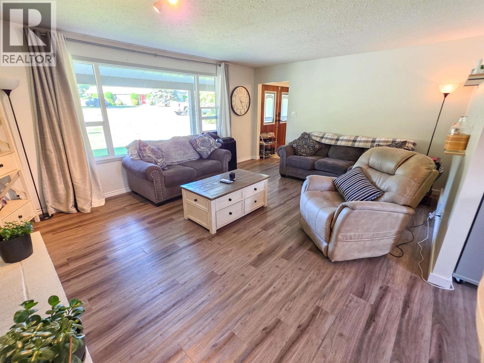472 FIEGE ROAD - 6