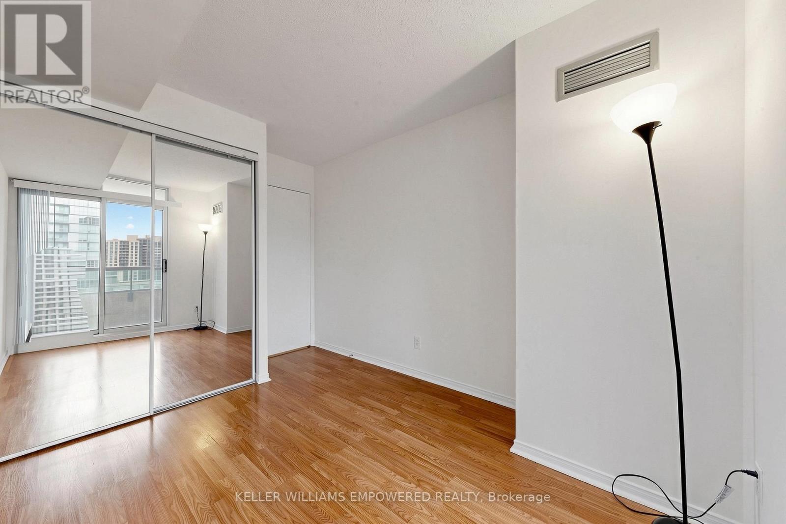 #1511 238 DORIS AVENUE - Image 33