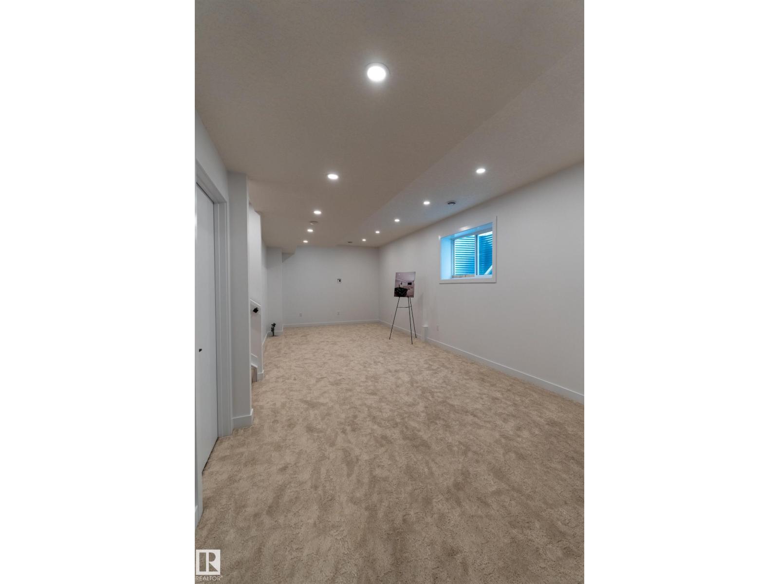 11121 51 ST NW - 5