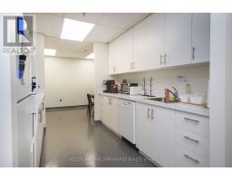 103 K - 60 Granton Drive, Richmond Hill, ON L4B2N6 Photo 13