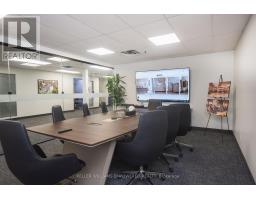 103 K - 60 Granton Drive, Richmond Hill, ON L4B2N6 Photo 9