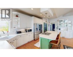 4pc Ensuite bath - Valley Lookout Acreage, Lumsden Rm No  189, SK S0G3C0 Photo 10