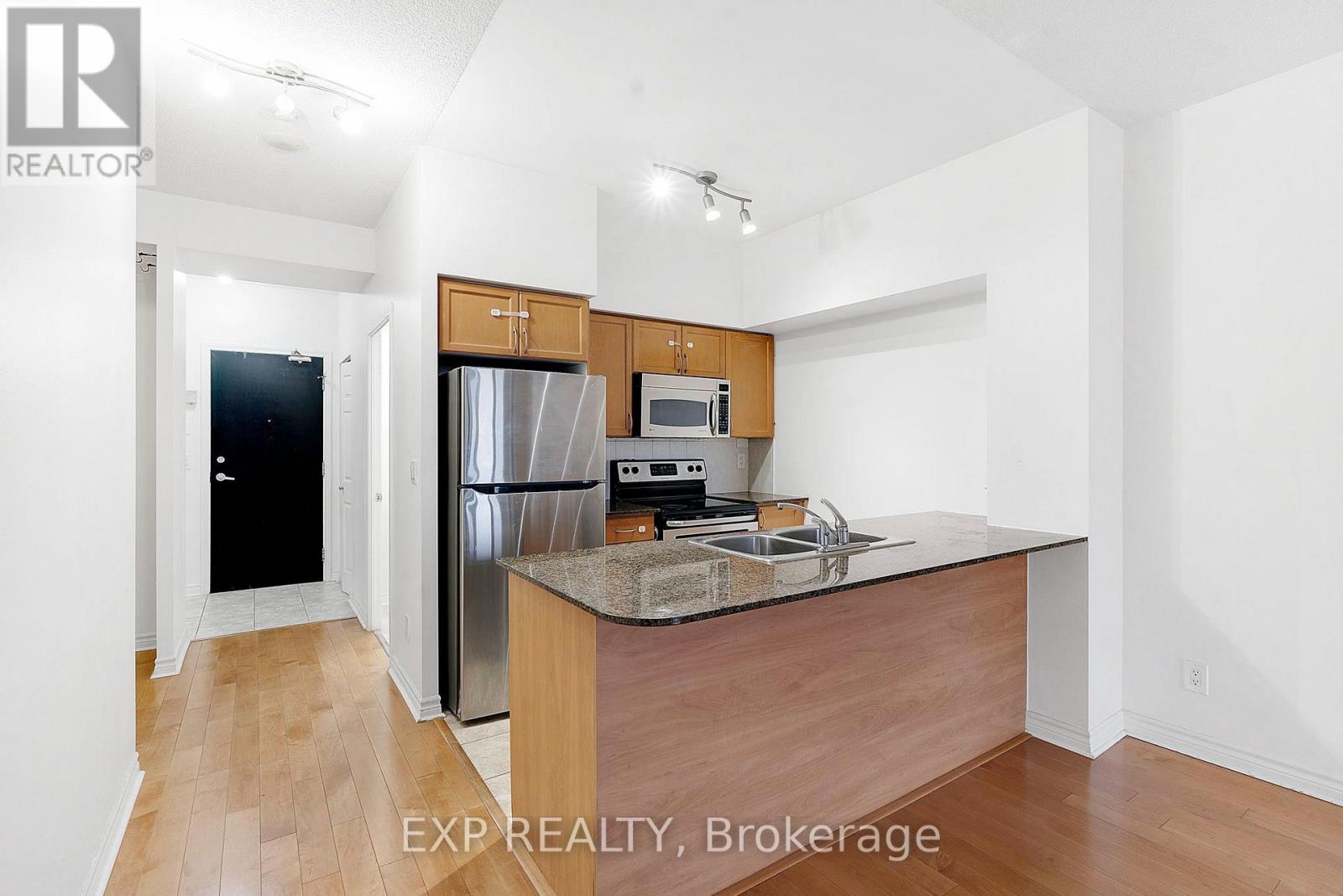 #3003 388 PRINCE OF WALES DRIVE - 7