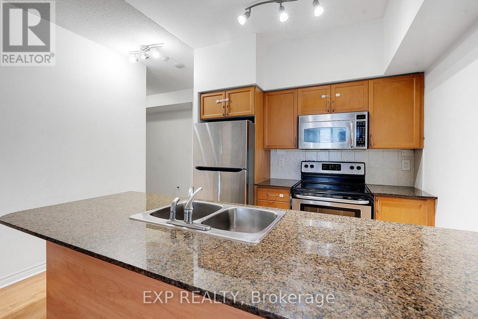 #3003 388 PRINCE OF WALES DRIVE - 8