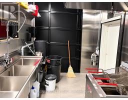 1001 Queen Street E, Toronto, ON M4M1K2 Photo 24