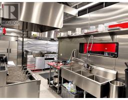 1001 Queen Street E, Toronto, ON M4M1K2 Photo 25