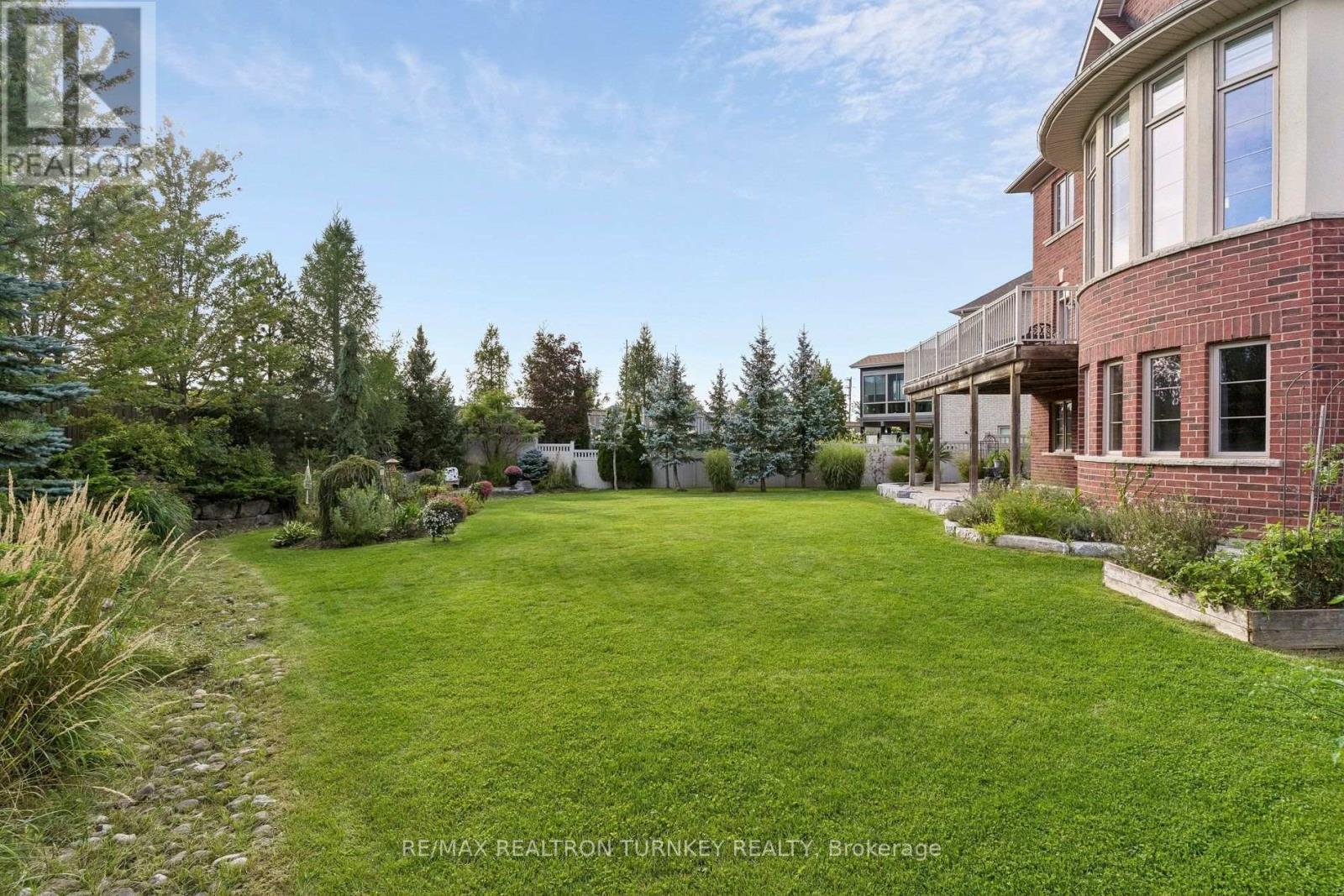 76 VINES PLACE - Image 41