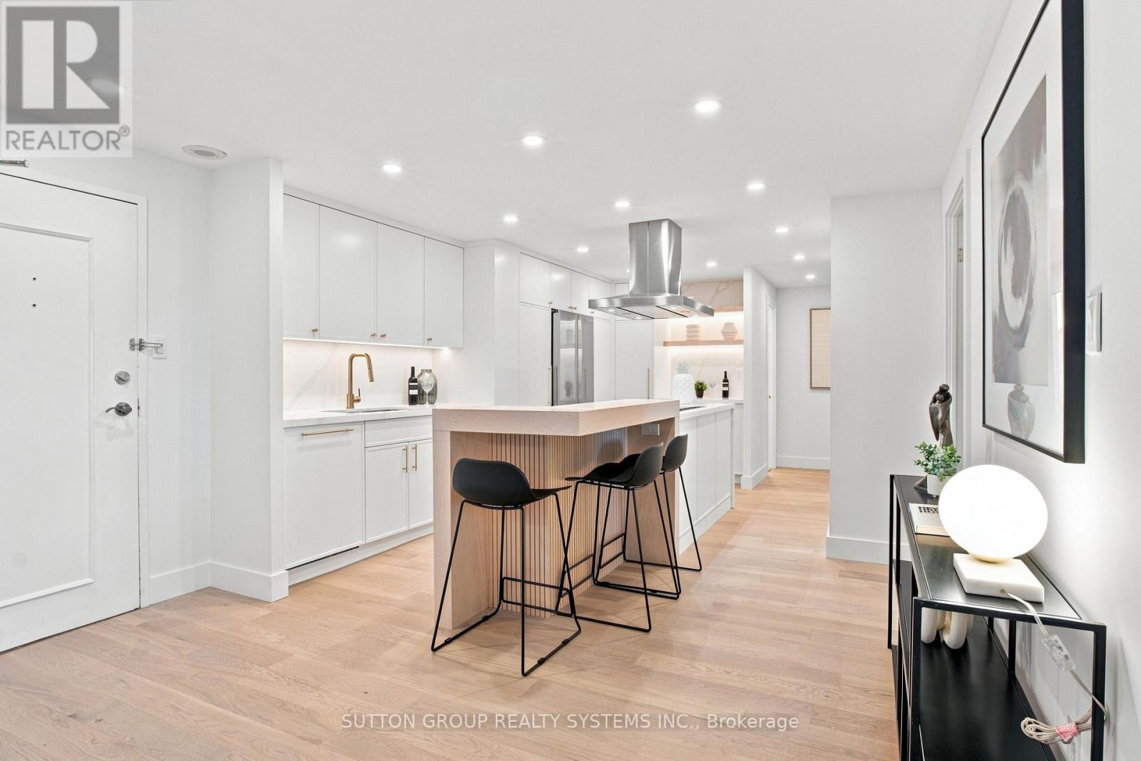 #1504 812 BURNHAMTHORPE ROAD - 2