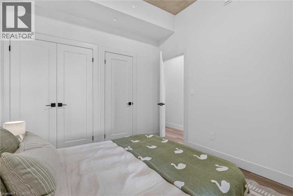 24 AUGUSTA Street Unit# 504, Hamilton — photo 4