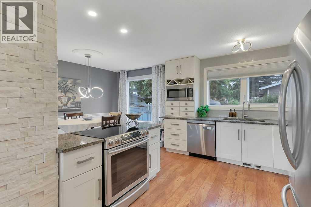 Listing photo – 3318 41 Avenue, Red Deer