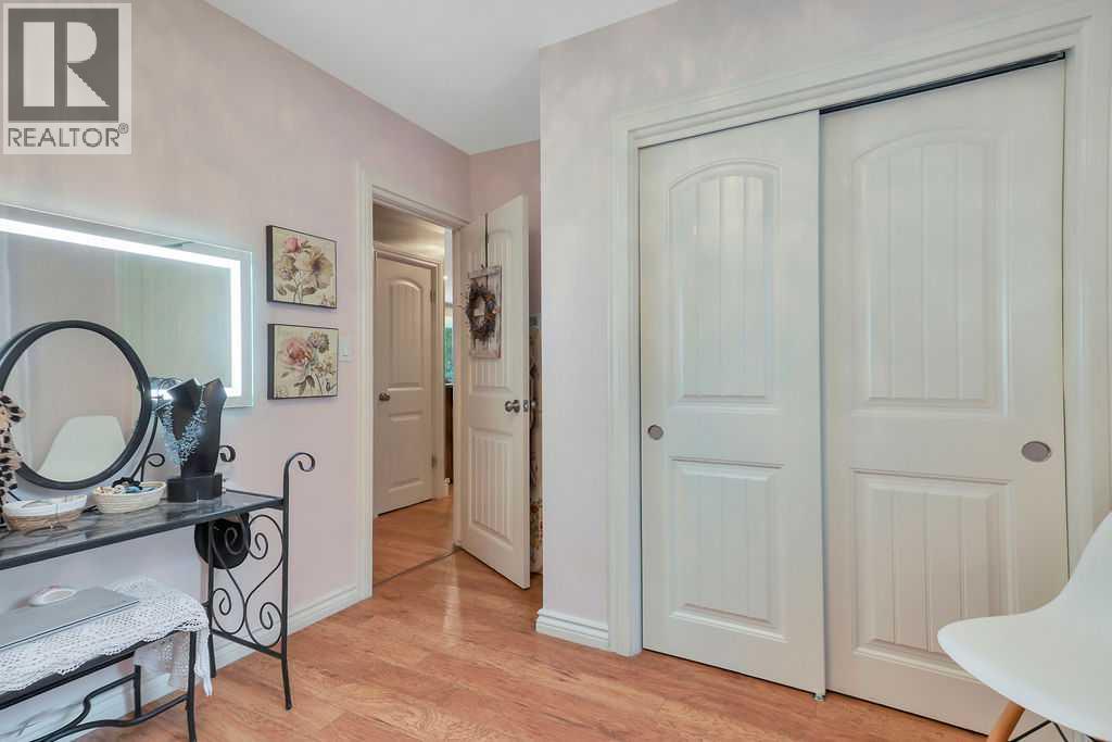 Listing photo – 3318 41 Avenue, Red Deer