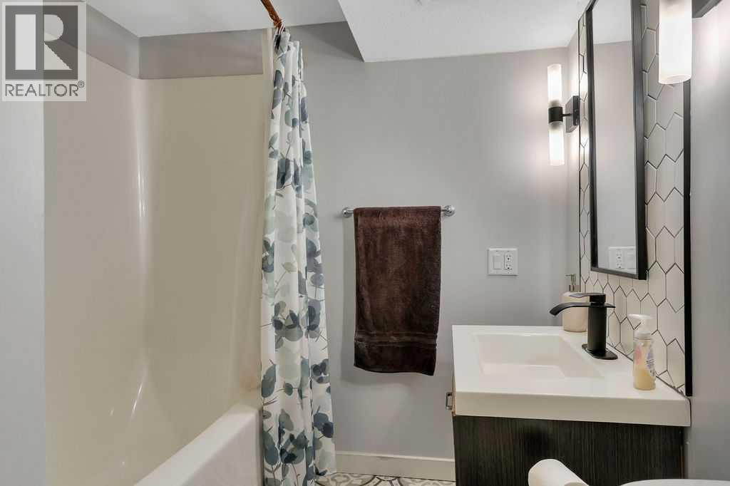 Listing photo – 3318 41 Avenue, Red Deer