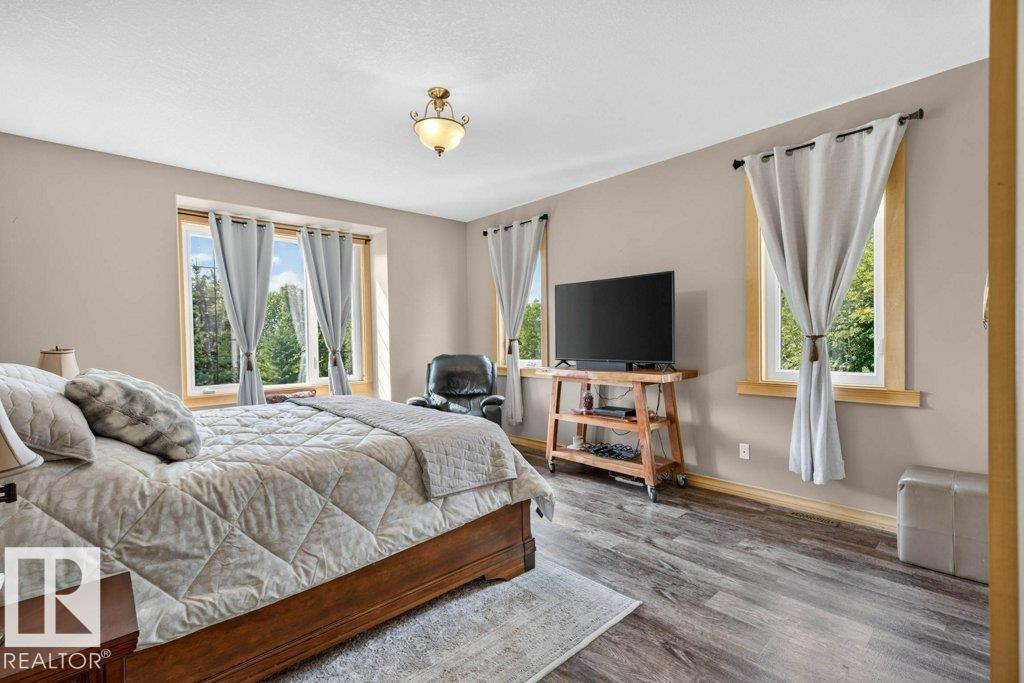56225 RGE ROAD 13 - 35