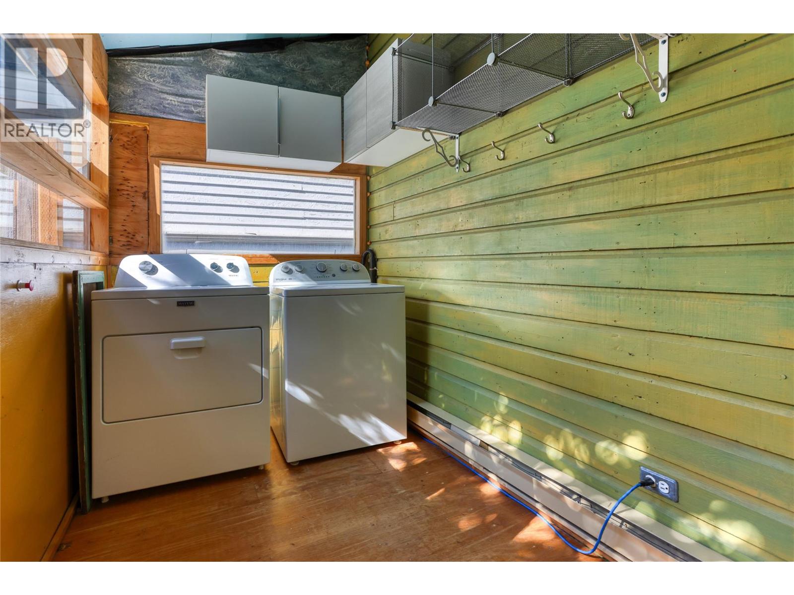 924 FRONT Street - 18
