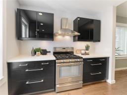 505 Basswood Place, Winnipeg, MB R3G2T1 Photo 9
