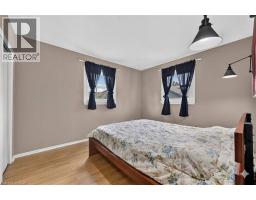 302 East 28th Street, Hamilton, ON L8V3J3 Photo 10