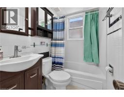 302 East 28th Street, Hamilton, ON L8V3J3 Photo 12