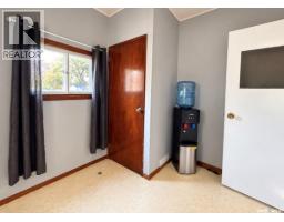 1228 Taylor Street, Herbert, SK S0H2A0 Photo 15