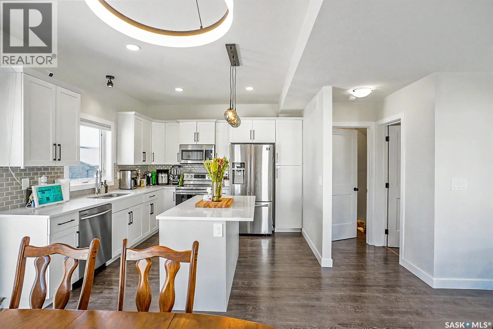 895 McFaull RISE - 19