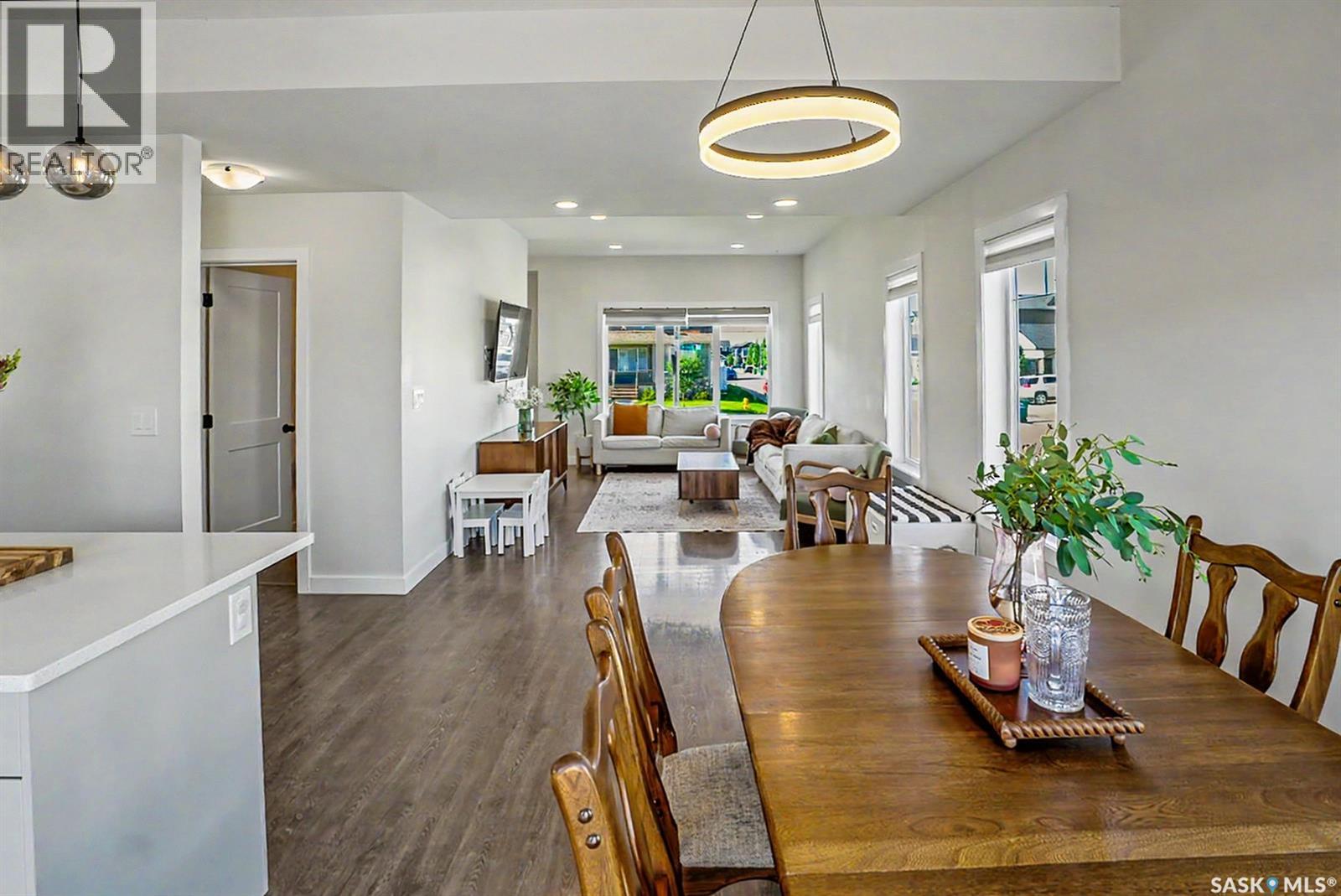 895 McFaull RISE - 22