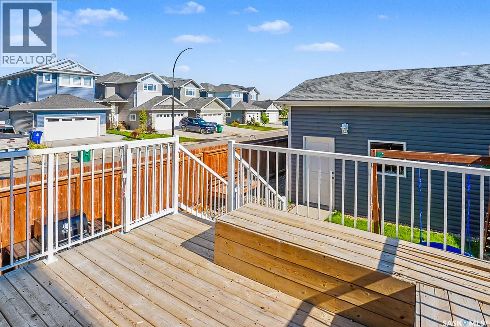 895 McFaull RISE - 39