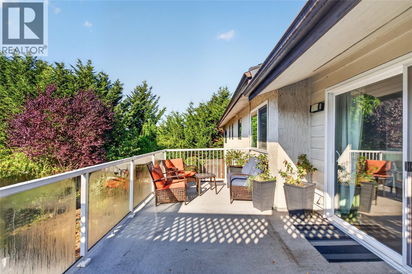 7115 Wallace Dr - Image 38