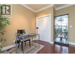 Living room - 4073 Longview Dr, Saanich, BC V8N2K6 Photo 12