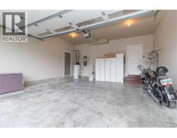 4073 Longview Dr, Saanich, BC V8N2K6 Photo 22