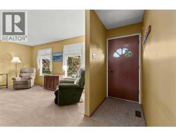 Recreational, Games room - 616 6 Street Se, Three Hills, AB T0M2A0 Photo 11