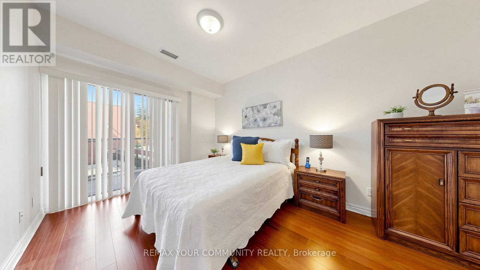 #214 33 WALLACE STREET - 15