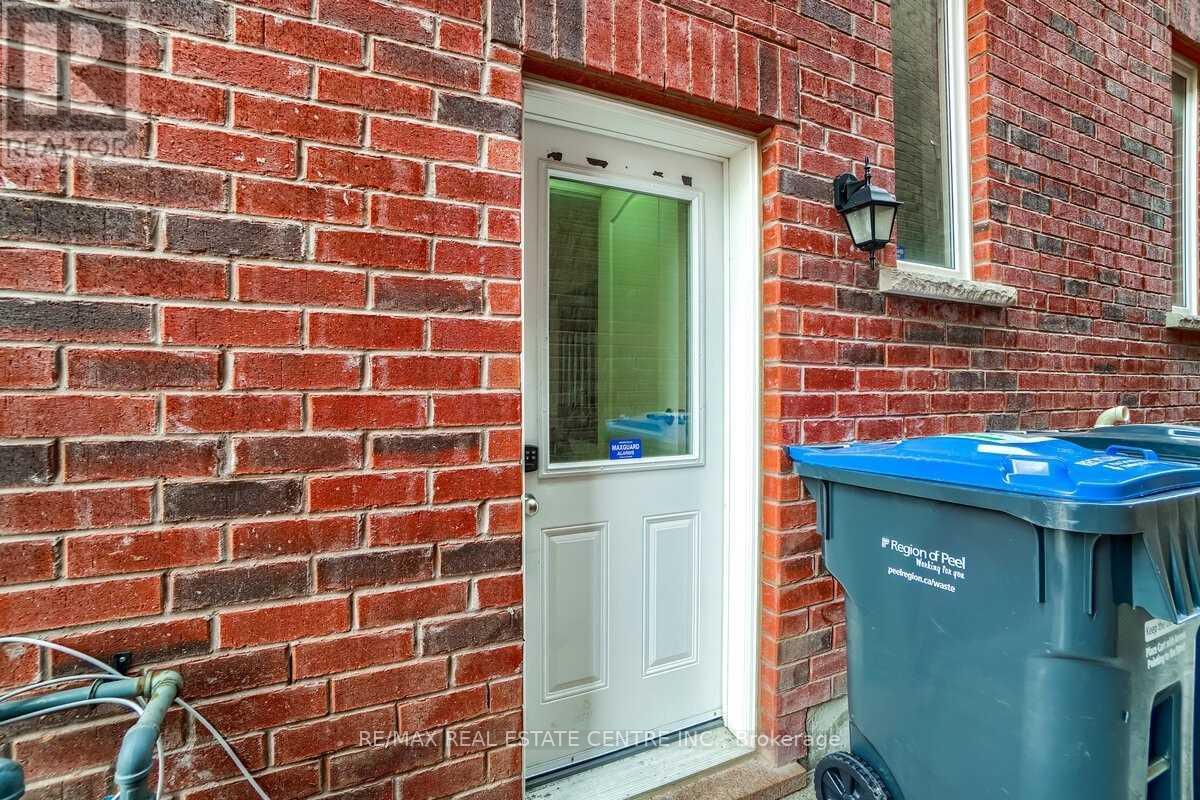 11 INGLESIDE ROAD - Image 29