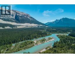 132 Krizan Bay, Canmore, AB T1W3G3 Photo 48