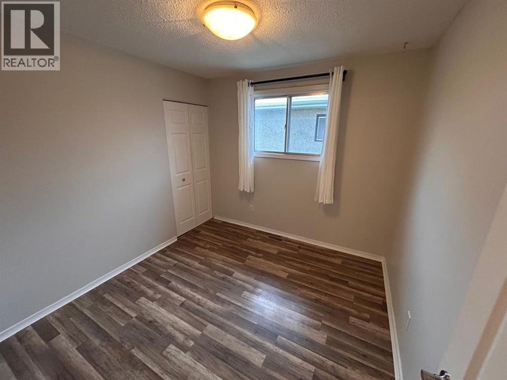 511 40 Street NE - 7