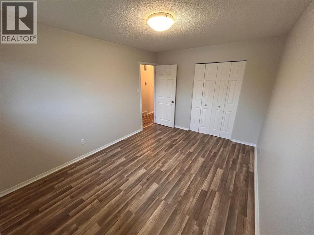 511 40 Street NE - 8