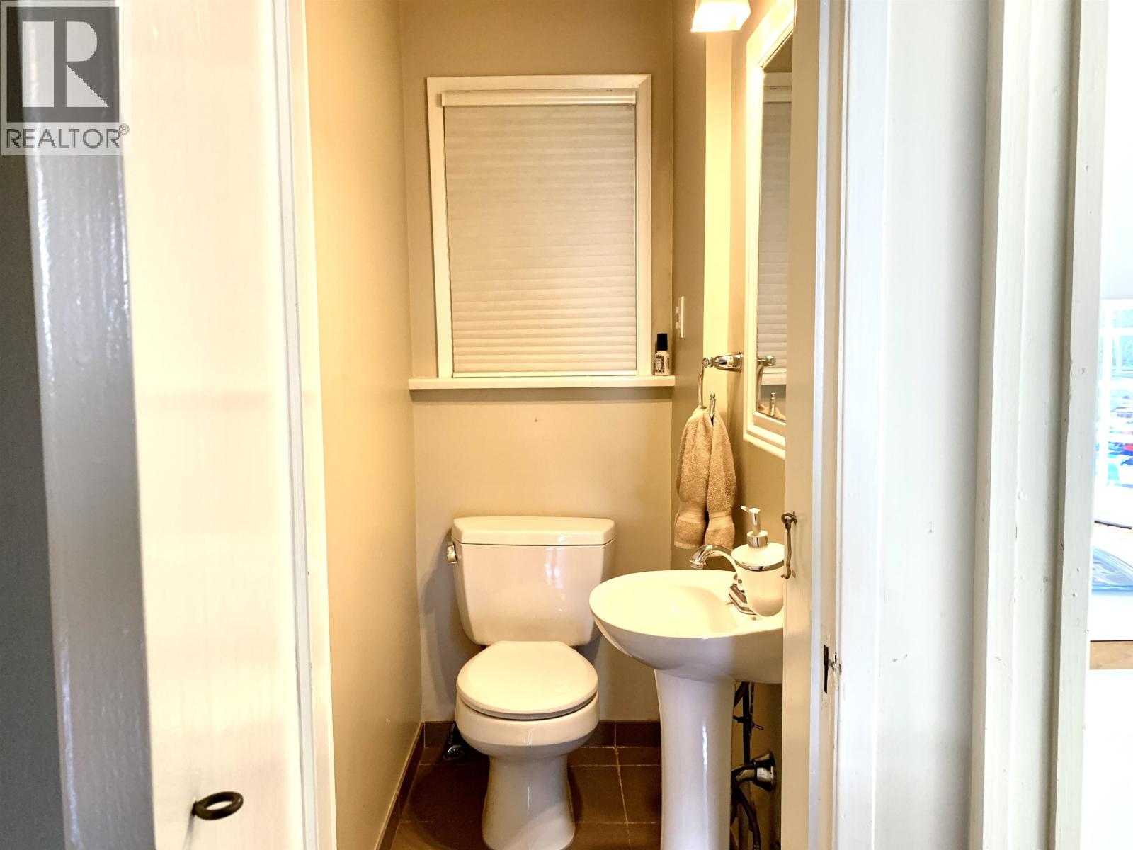 26xx W 34TH AVENUE, Vancouver — photo 6