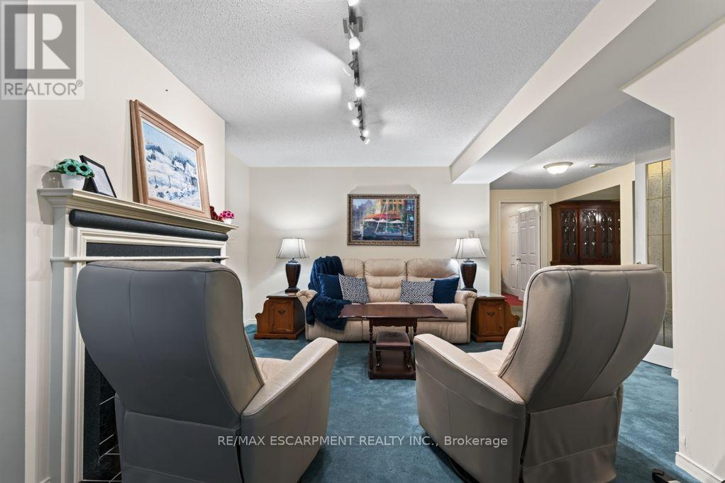 1141 LOCKHART ROAD - 32