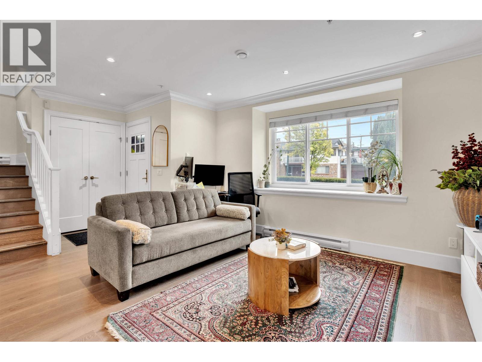 2885 E 41ST AVENUE, Vancouver
