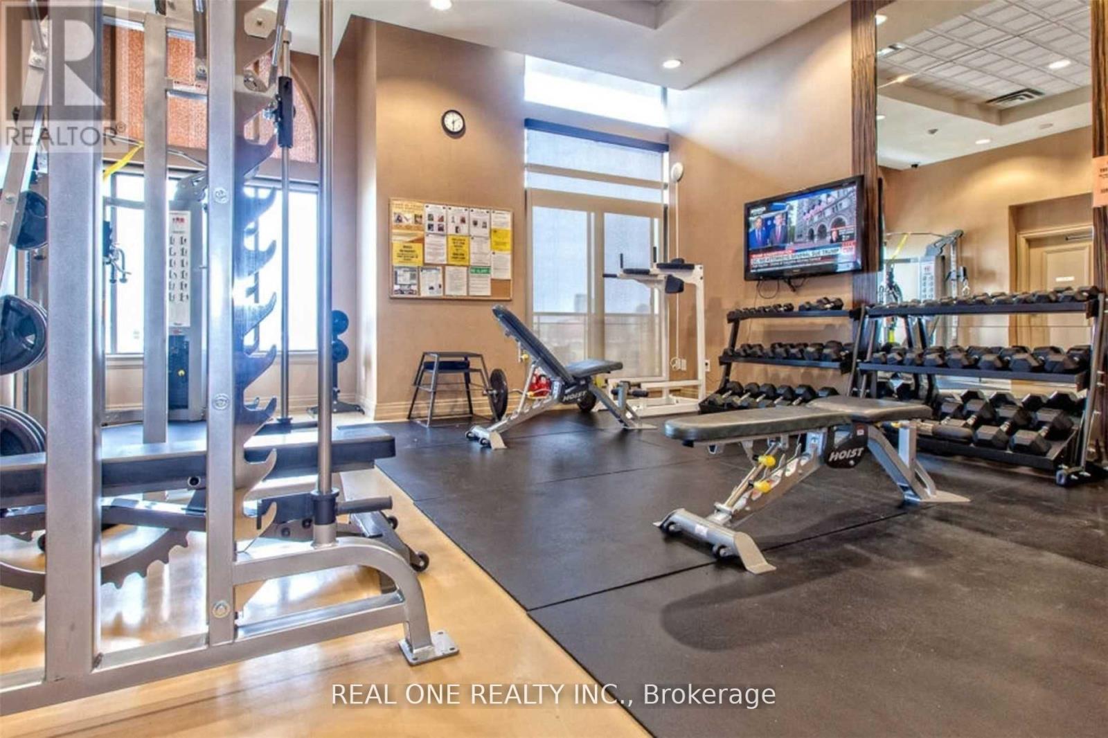 ##1311 385 PRINCE OF WALES DRIVE - 21