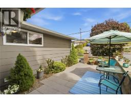 Bedroom - 869 Mckenzie Road, Kelowna, BC V1X2B4 Photo 11