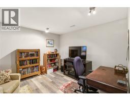 869 Mckenzie Road, Kelowna, BC V1X2B4 Photo 24