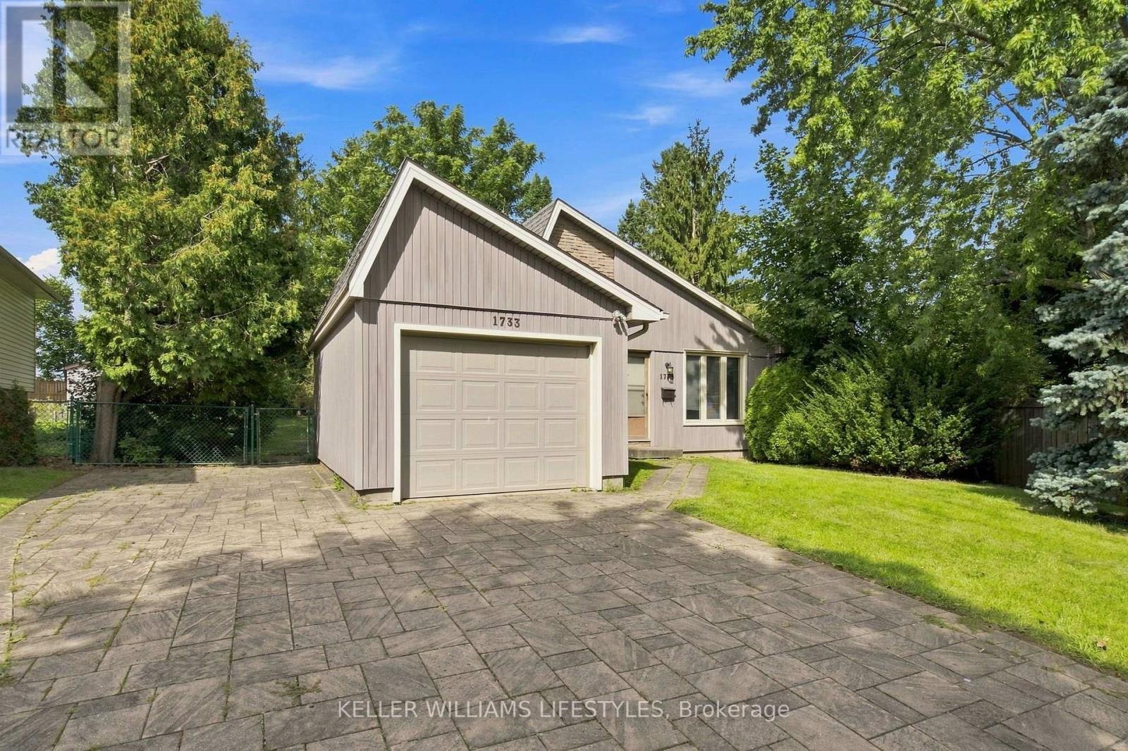 1733 Aldersbrook photo 2